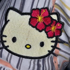 hello kitty close tag (iron on)